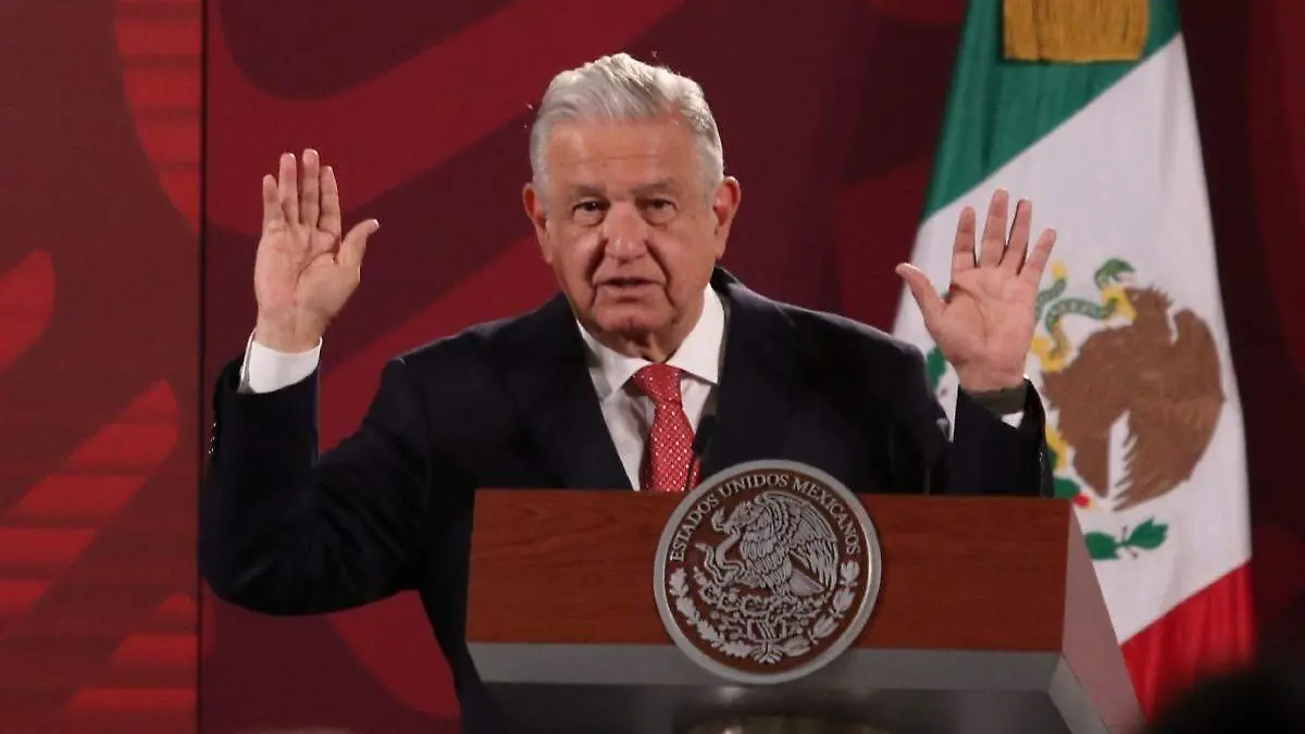 AMLO ataque a periodistas